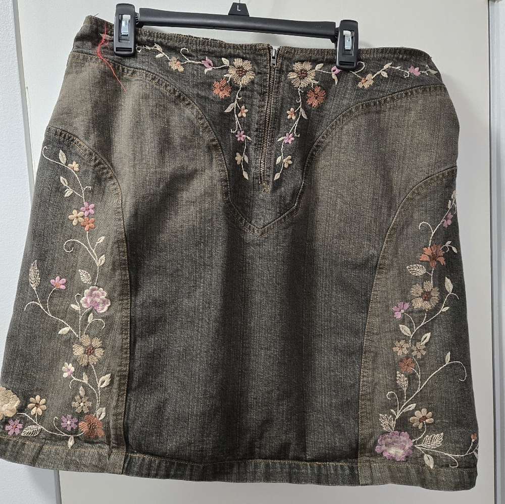 Embroidered Denim Skirt with Floral Design
